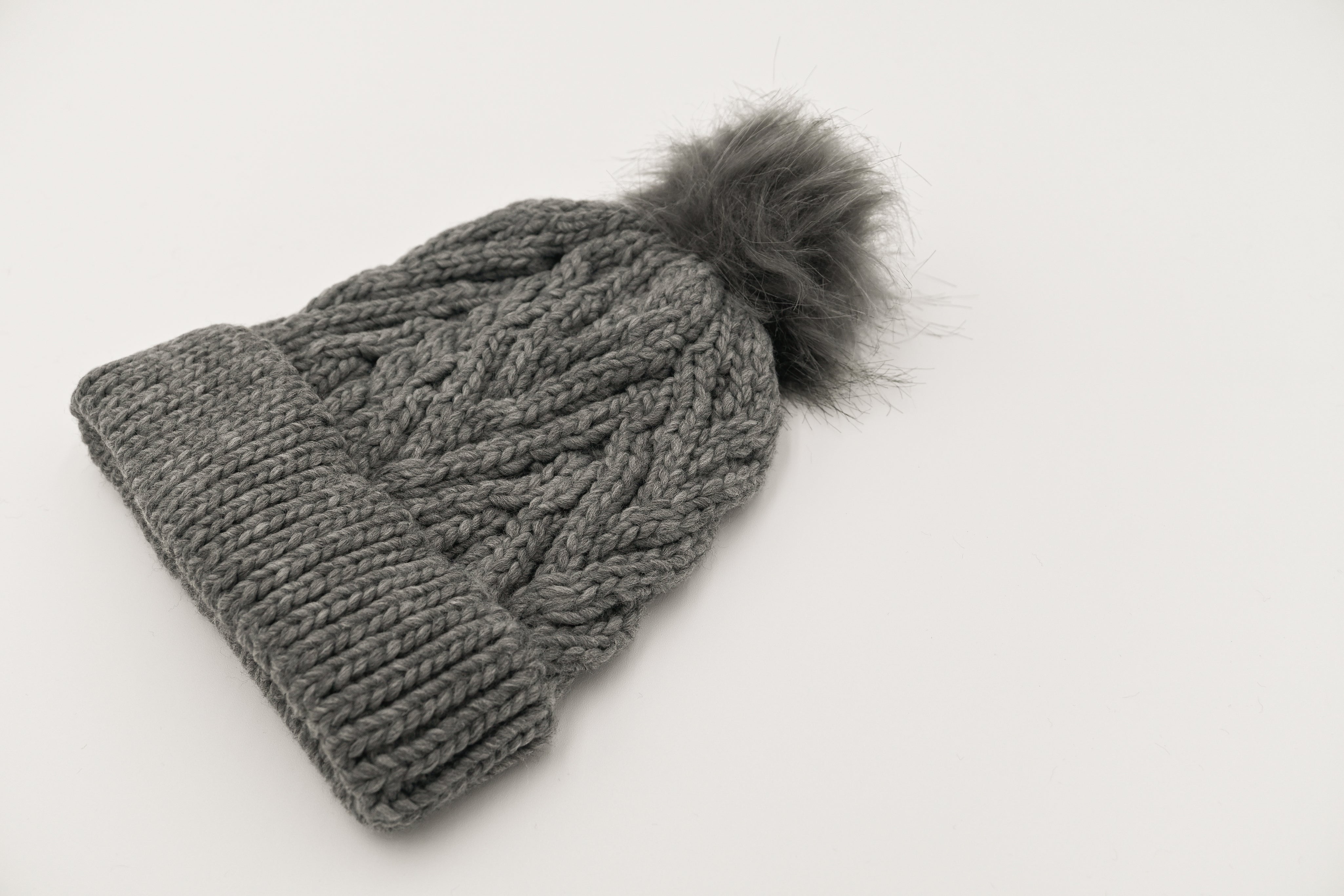 Pom Pom Beanie - Gray