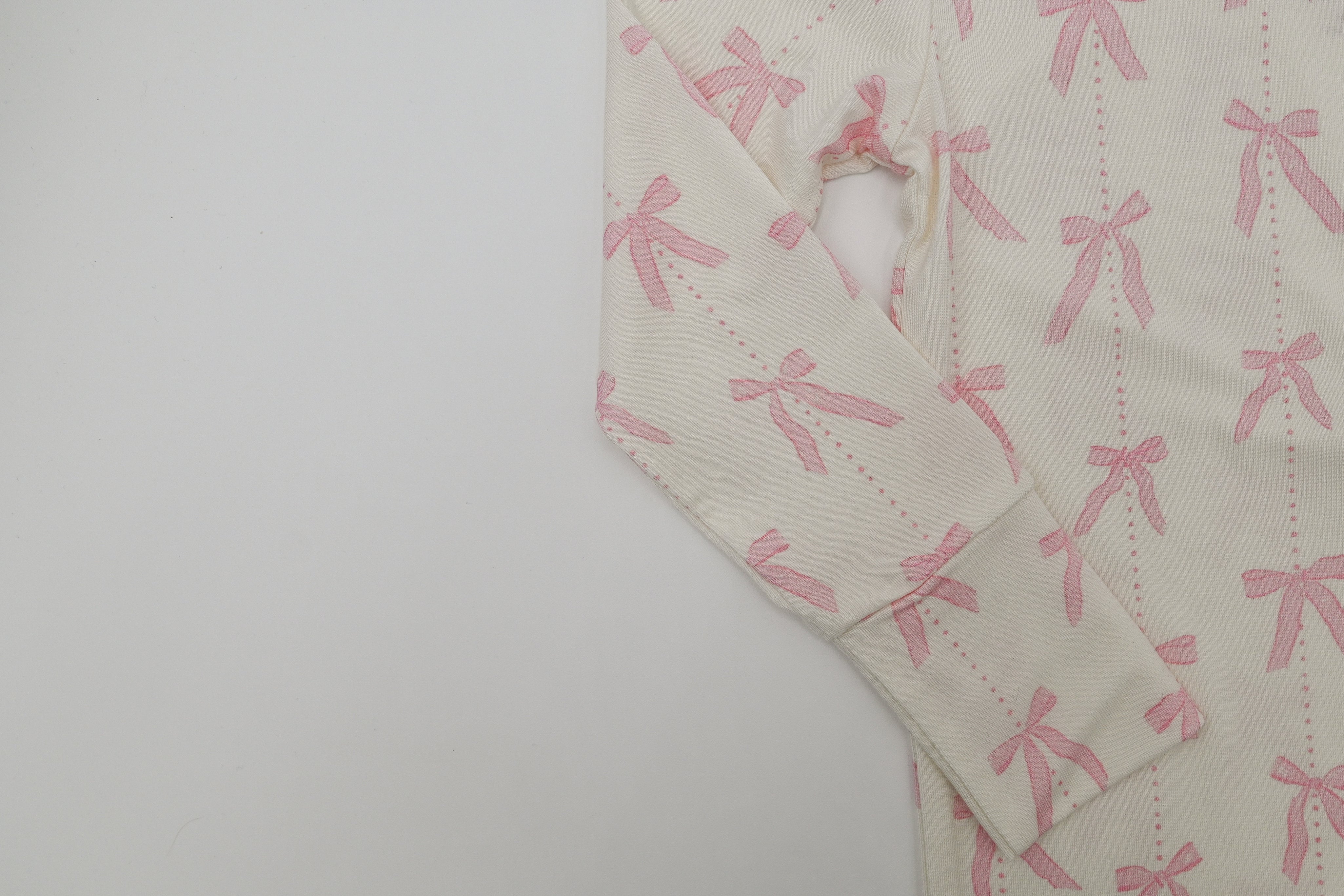 Two-Piece Pajama Set - Pink Bows