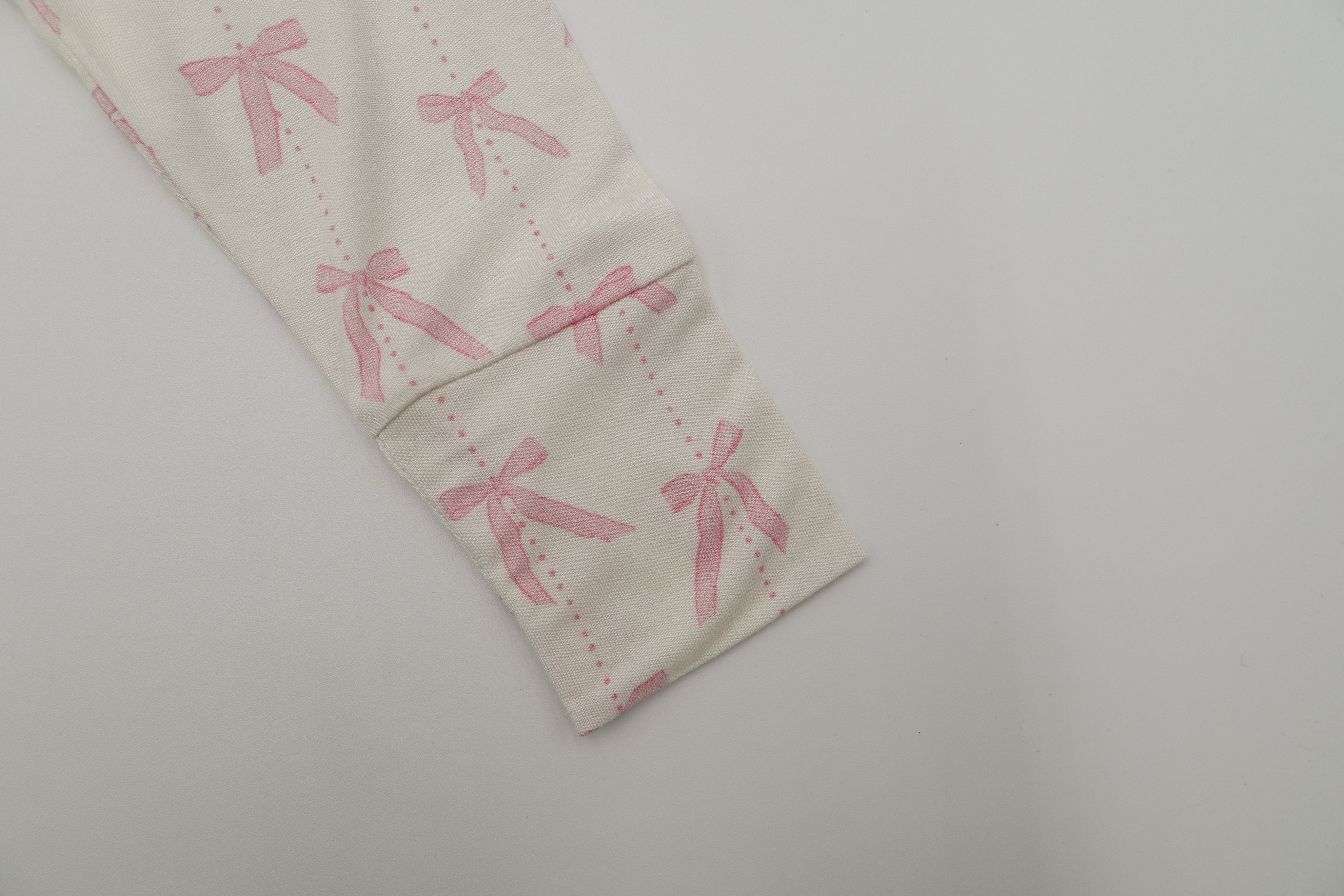 Two-Piece Pajama Set - Pink Bows