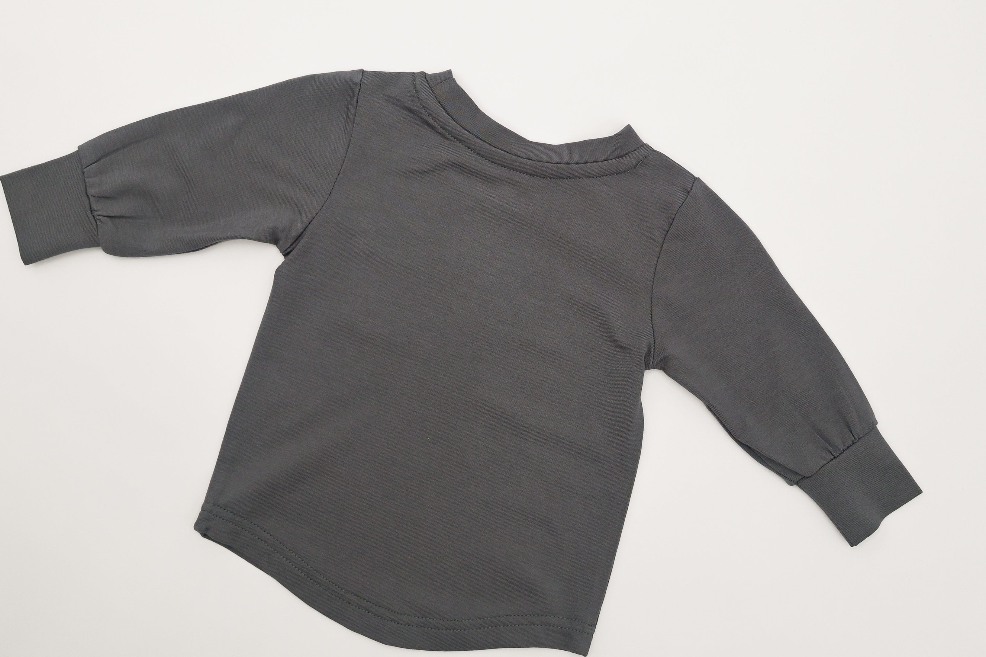 Long-Sleeve Bamboo Pocket Tee - Charcoal