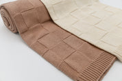 Knit Checkered Blanket [2 Colors]