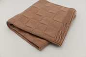 Knit Checkered Blanket [2 Colors]